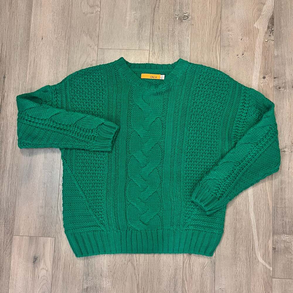 ONE A Green Cable Knit Crew Neck Pullover Sweater